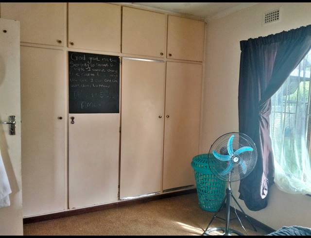 3 BEDROOM HOUSE FOR SALE IN BERKSHIRE DOWNS